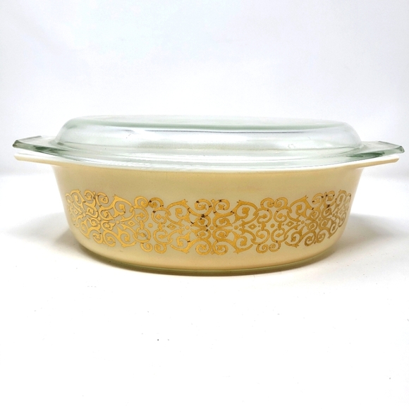 Pyrex 045 Gold Scroll Bramble 2.5 Quart Casserole Oval‎ With Lid Promo Vintage - Picture 1 of 13